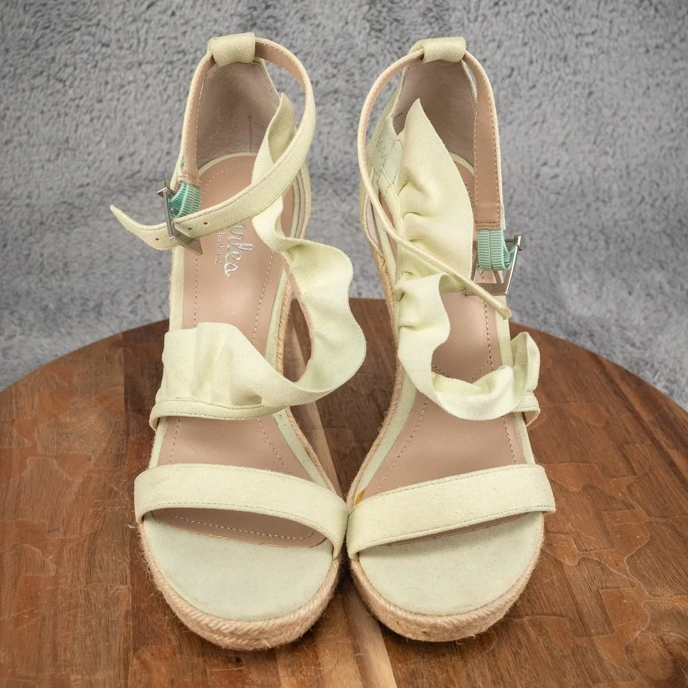 Charles David Women's Ruffled Green Suede Espadrille‎ Wedges Size 7 M New $170